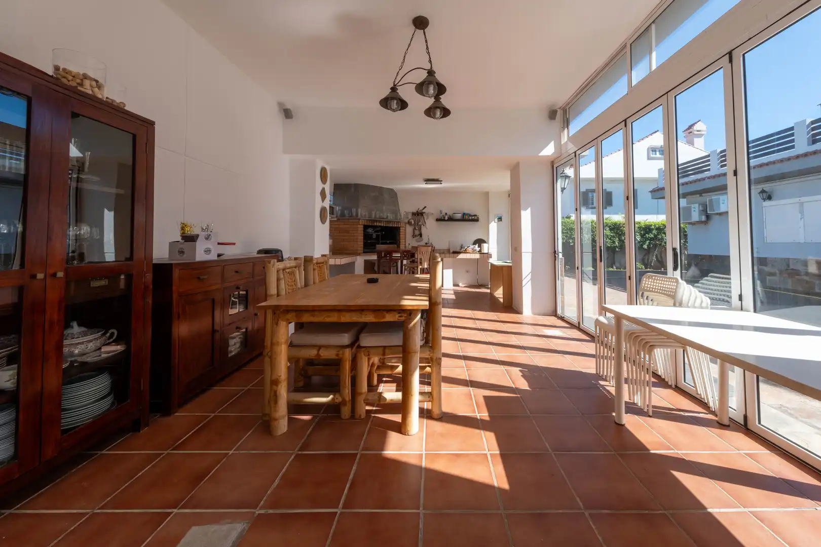 Cuina de Casa o xalet en venda en Las Palmas de Gran Canaria amb Jardí privat, Terrassa i Traster