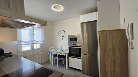 Foto 2 de Piso en venta en Centro - Albiz - Markonzaga, Sestao