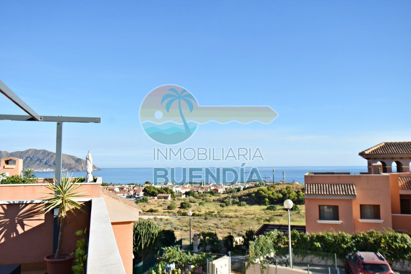 Vista exterior de Àtic en venda en Cartagena amb Terrassa, Balcó i Piscina comunitària