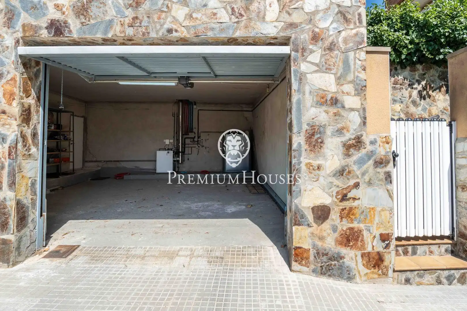 Casa con balcón en venta en Carrer Duero, imagen 44