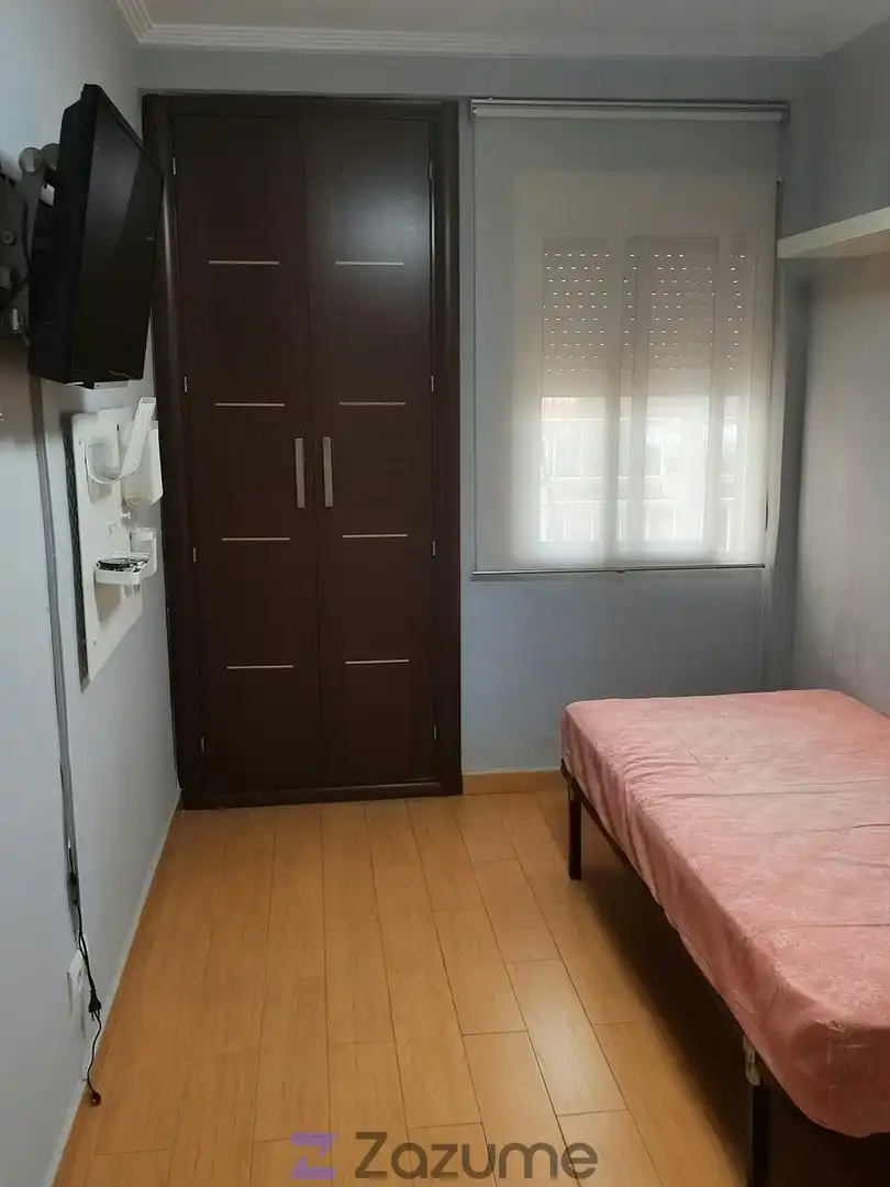 Schlafzimmer von Wohnung zur Miete in Sevilla mit Klimaanlage, Heizung und Möbliert