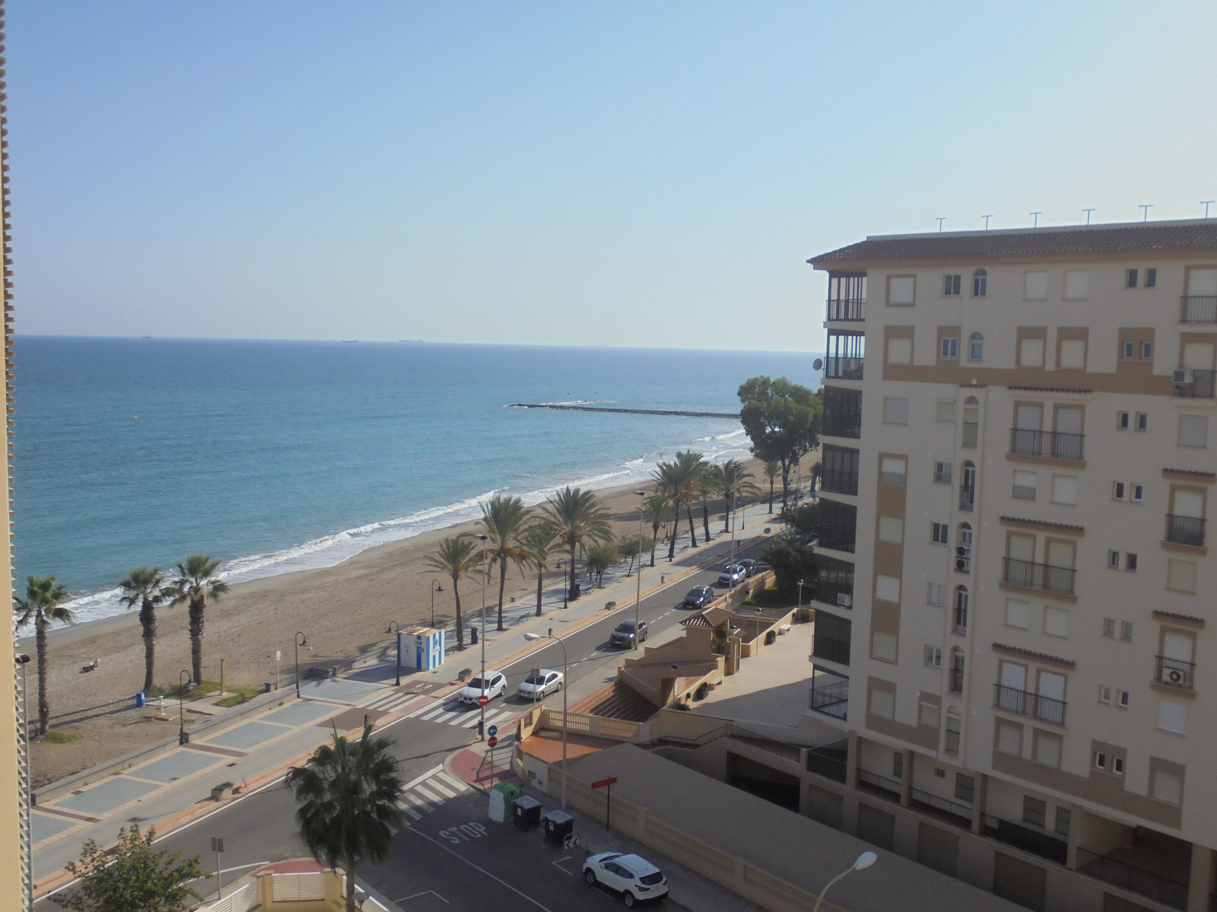 Vista exterior de Apartament de lloguer en Benicasim / Benicàssim amb Calefacció, Terrassa i Traster