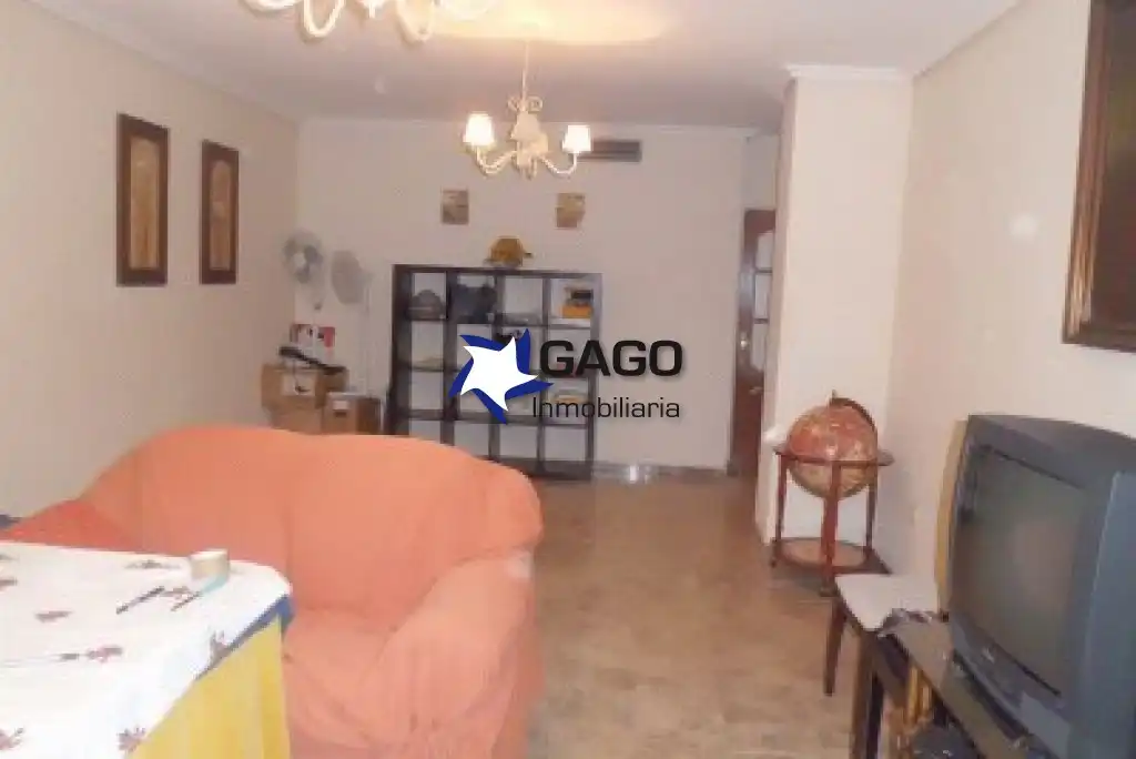Living room of Flat for rent in Córdoba  with Air Conditioner, Heating and Terrace