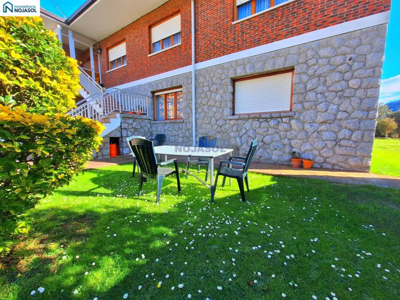 Jardí de Casa o xalet de lloguer en Noja amb Calefacció, Jardí privat i Moblat