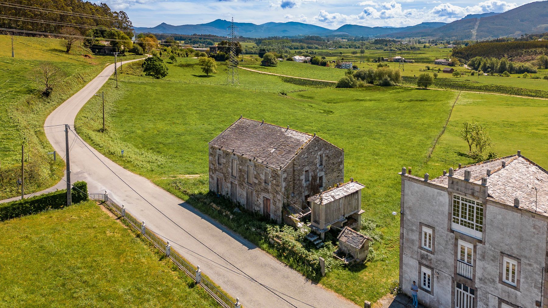 Außenansicht von Country house zum verkauf in O Valadouro  