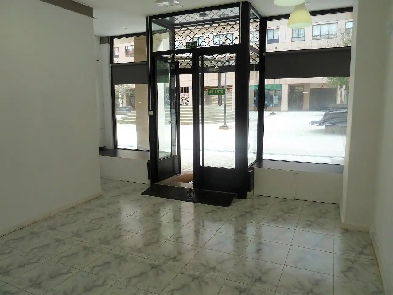 Local comercial en venda a Praza da Gaiteira, imagen 2