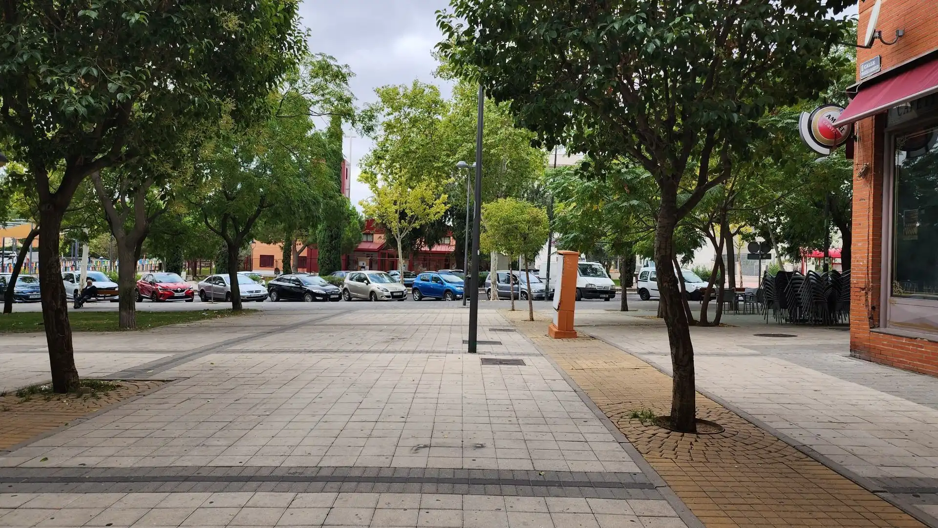 Vista exterior de Local en venta en Getafe con Aire acondicionado
