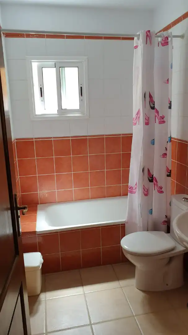 Baño de Piso en venta en San Cristóbal de la Laguna con Lavadora y Balcón