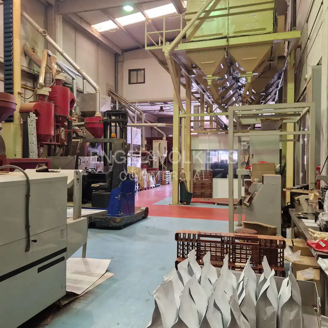 Nave industrial en venta en Sant Andreu de la Barca, imagen 13