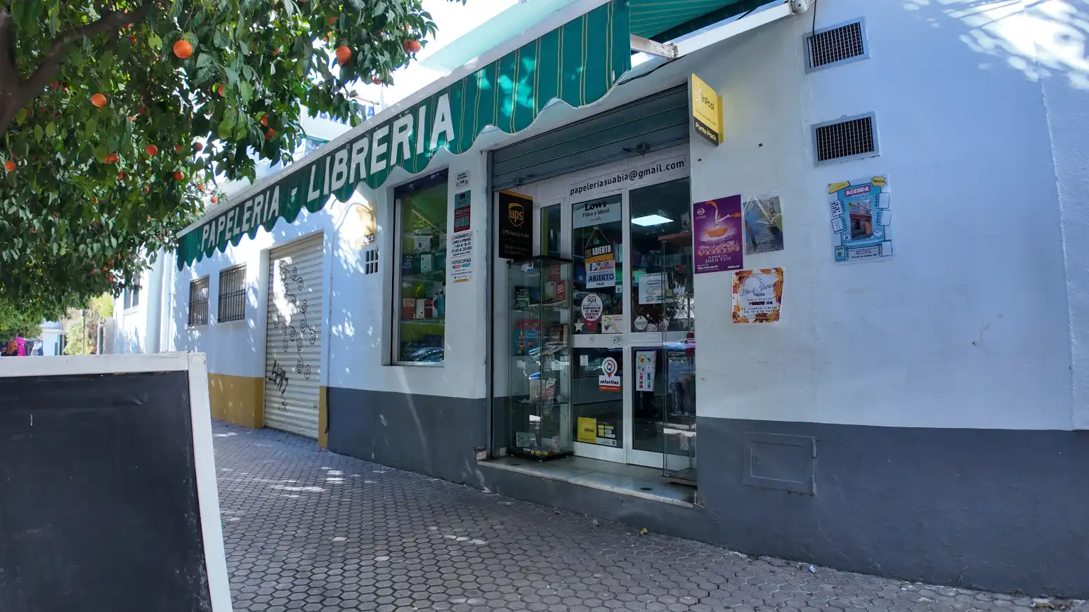 Local en traspaso en Sevilla con Aire acondicionado