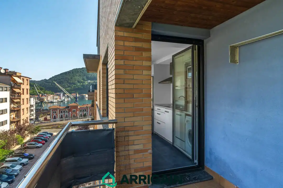Terraza de Piso en venta en Donostia - San Sebastián  con Calefacción, Terraza y Alarma