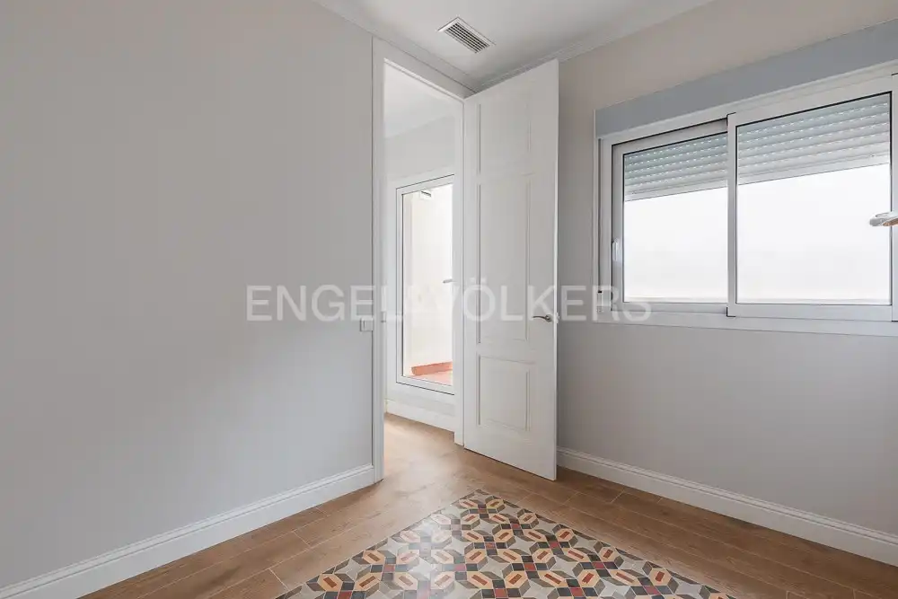 Ático en venta en Valencia con Aire acondicionado, Calefacción y Terraza