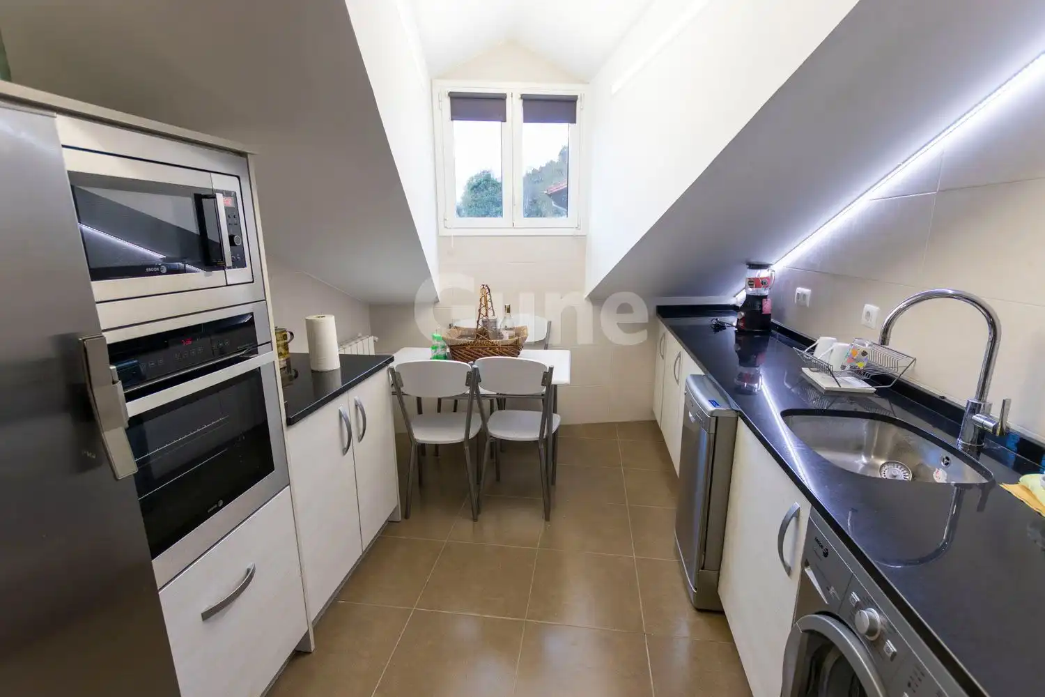 Cocina de Ático en venta en Ataun con Calefacción, Terraza y Trastero