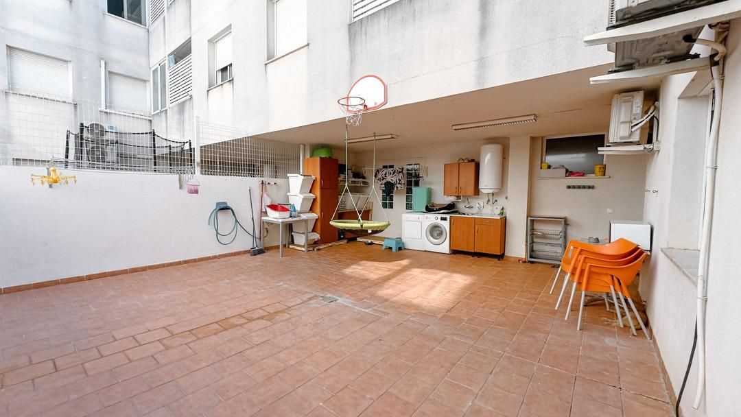 Terrace of Planta baja for sale in Sa Pobla  with Air Conditioner, Heating and Terrace