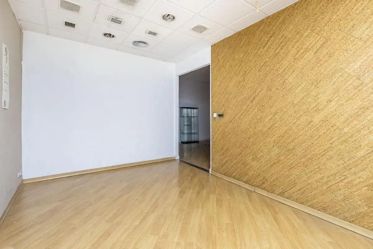 Local comercial de lloguer a Beiro, imagen 10