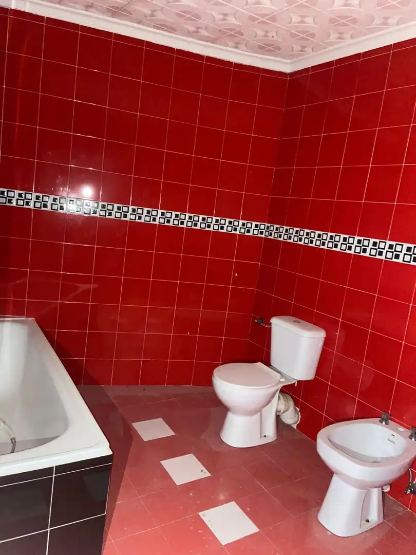 Badezimmer von Einfamilien-Reihenhaus zum Verkauf in Alcolea de Calatrava mit Abstellraum