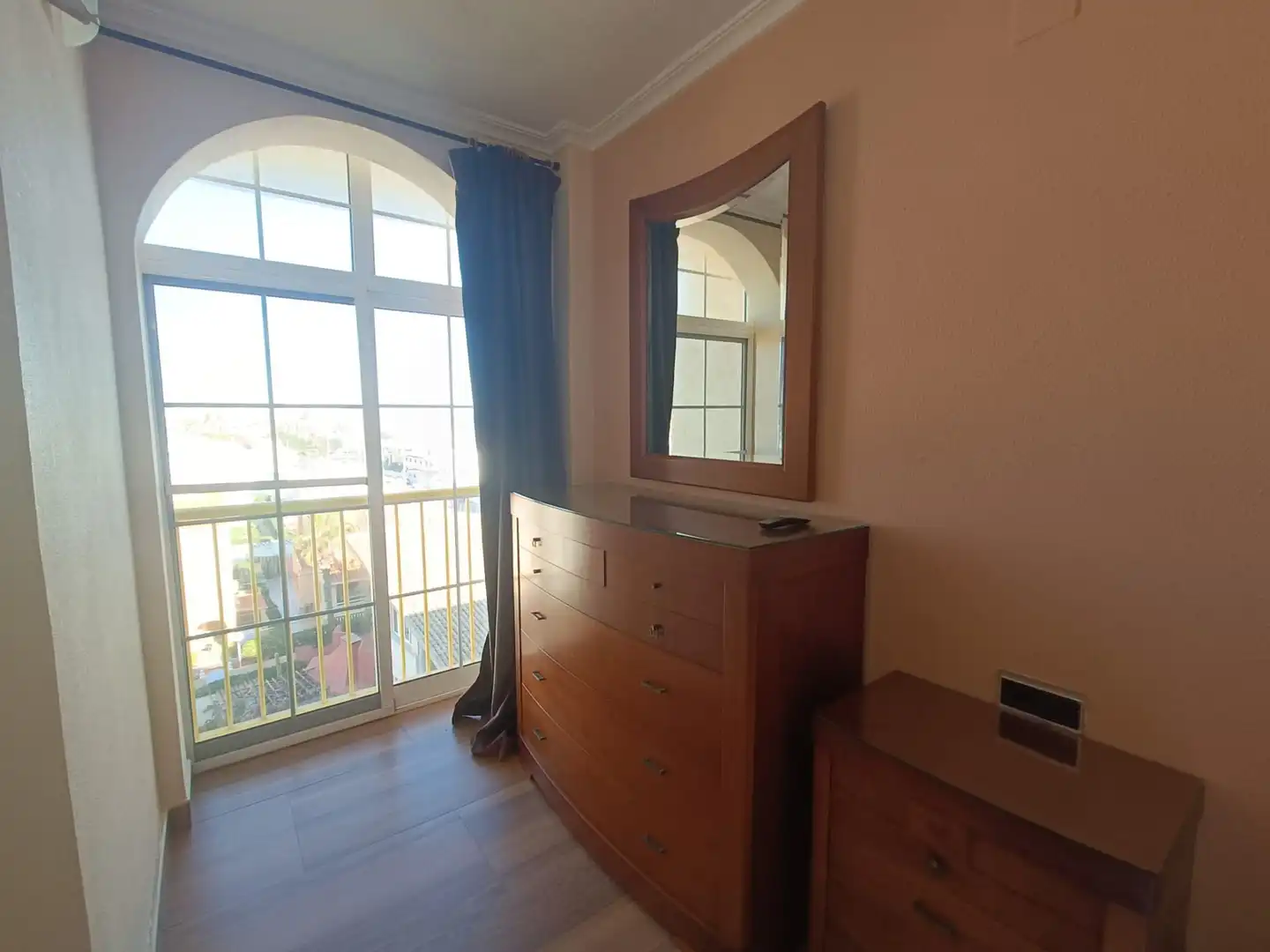 Habitación de Piso de alquiler en Sueca con Amueblado y Piscina comunitaria