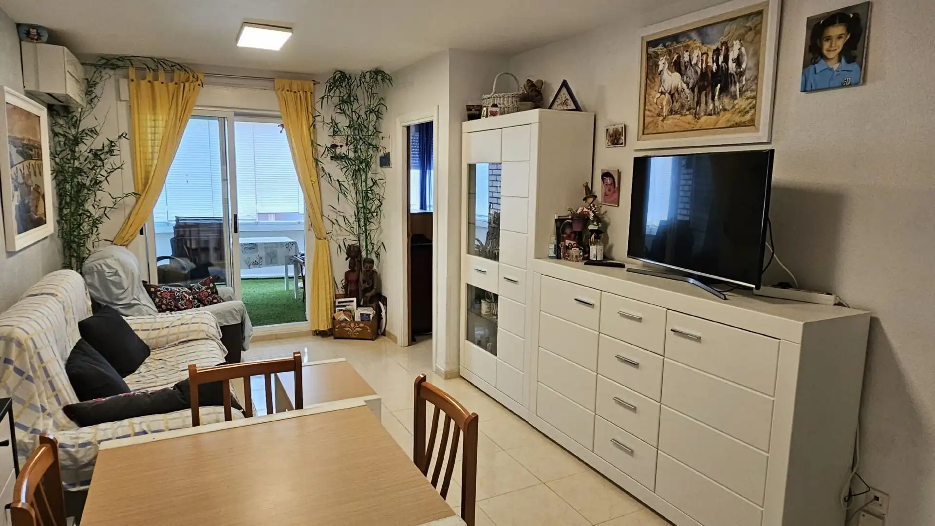 Sala de estar de Apartamento en venta en Oropesa del Mar / Orpesa con Aire acondicionado, Calefacción y Terraza