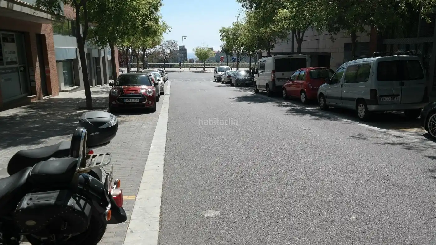 Individuel à louer à Carrer Jaume Comas 16