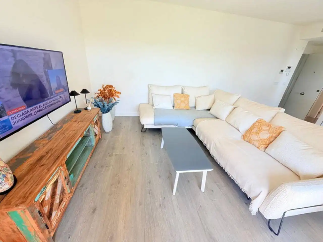 Wohnzimmer von Dachboden zur Miete in Velilla - Velilla Taramay