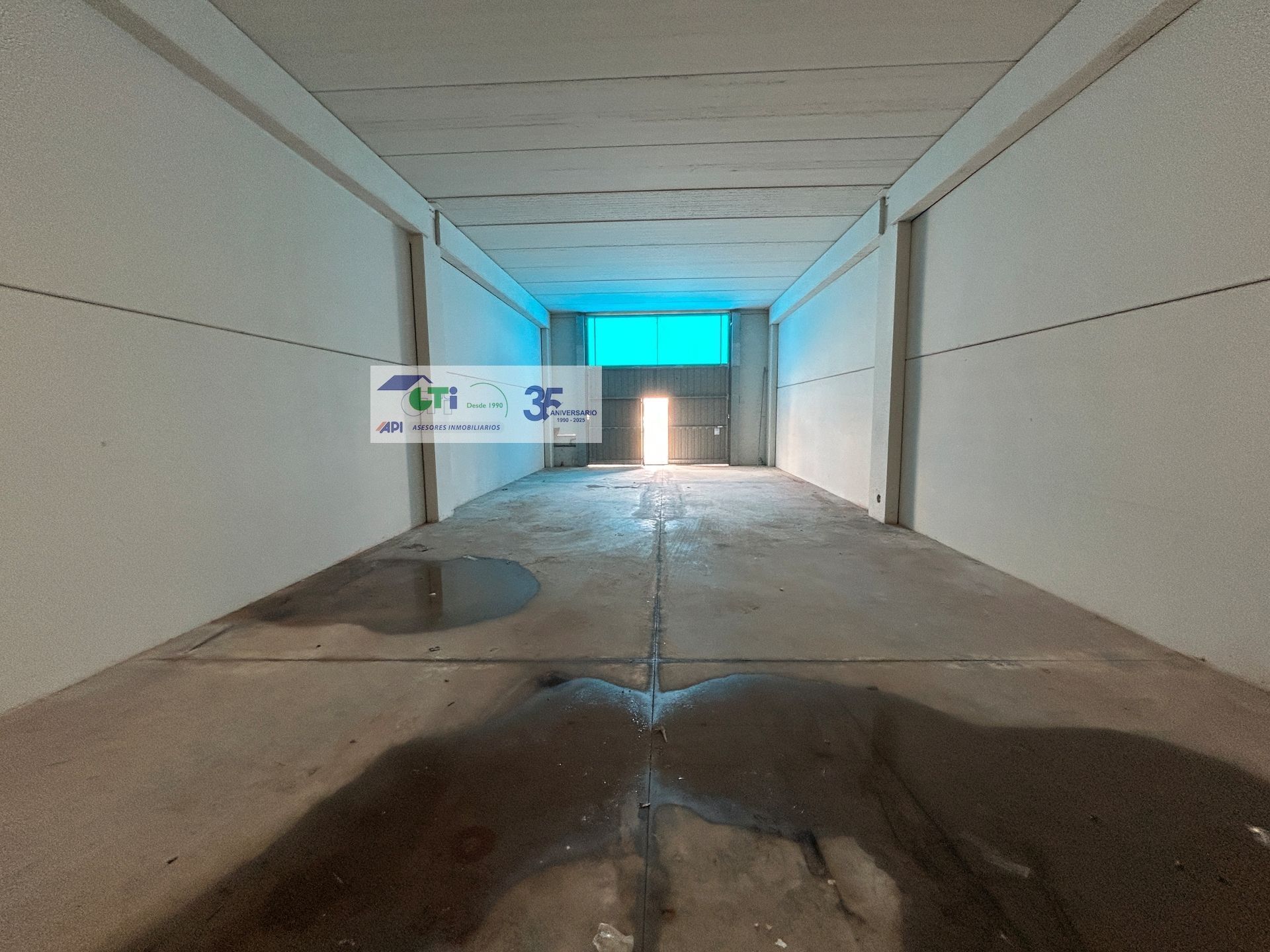 Industrial buildings for sale in  Zaragoza Capital