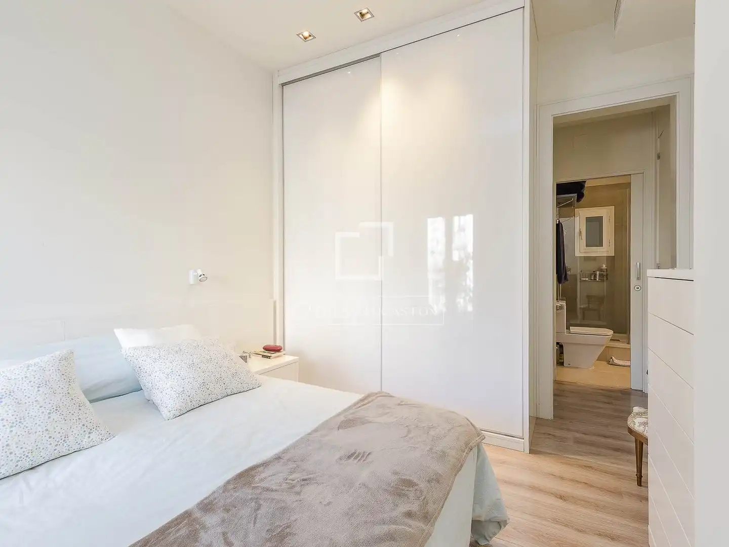 Dormitori de Pis en venda en Barcelona amb Aire condicionat, Calefacció i Parquet