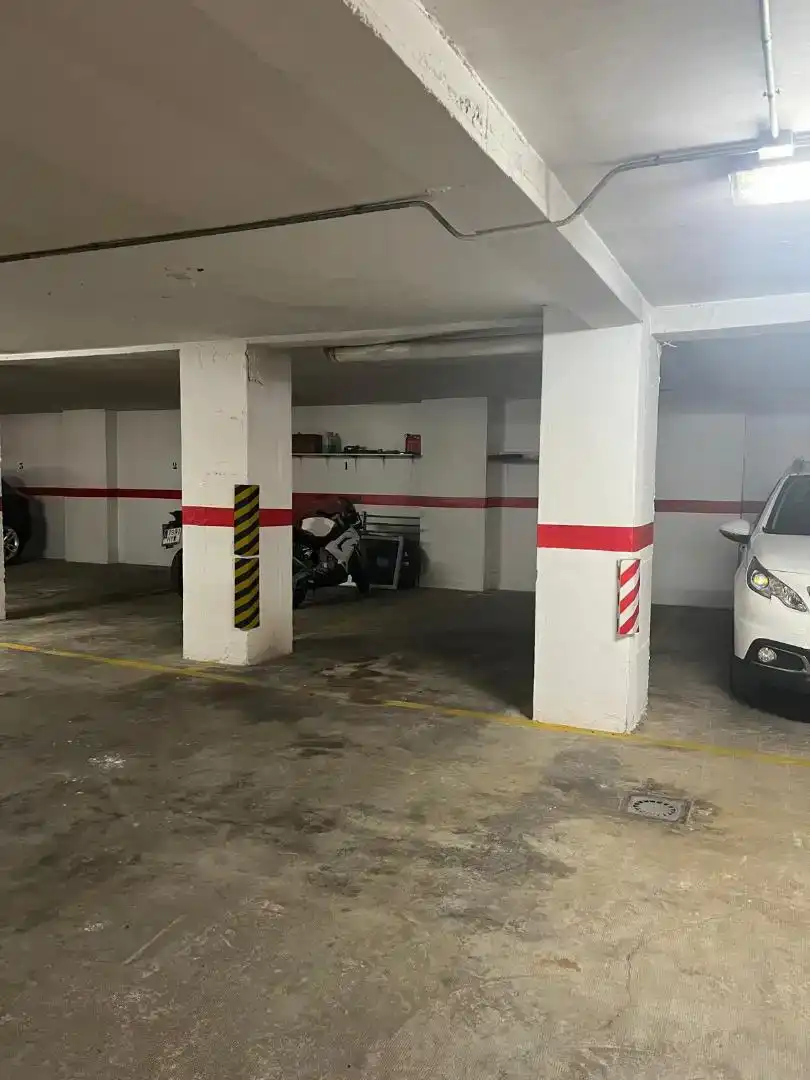 Aparcament de Garatge en venda en La Unión