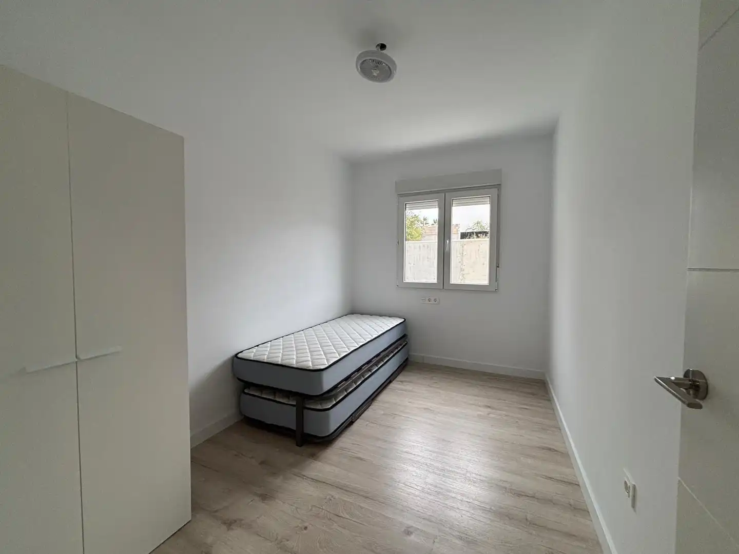 Schlafzimmer von Haus oder Chalet zum Verkauf in Águilas mit Klimaanlage, Privatgarten und Schwimmbad
