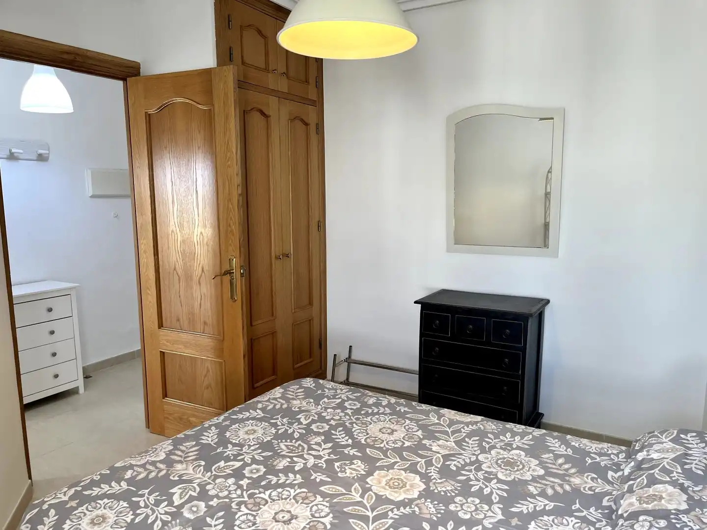 Bedroom of Flat for sale in Salobreña  with Swimming Pool, Furnished and Balcony