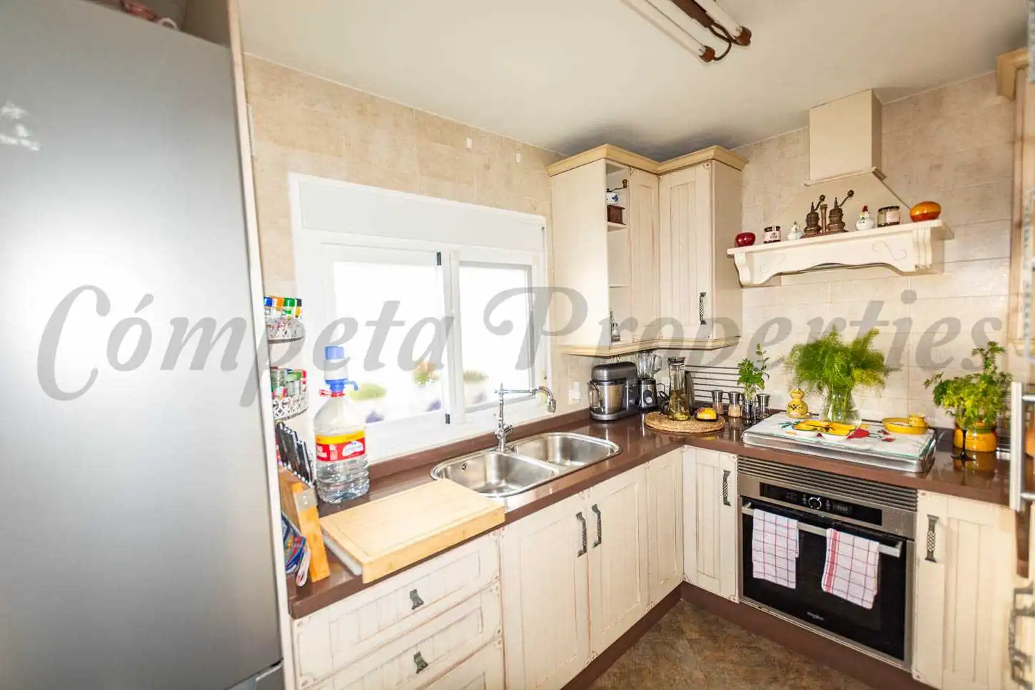 Cocina de Casa adosada en venta en Nerja con Aire acondicionado, Terraza y Amueblado