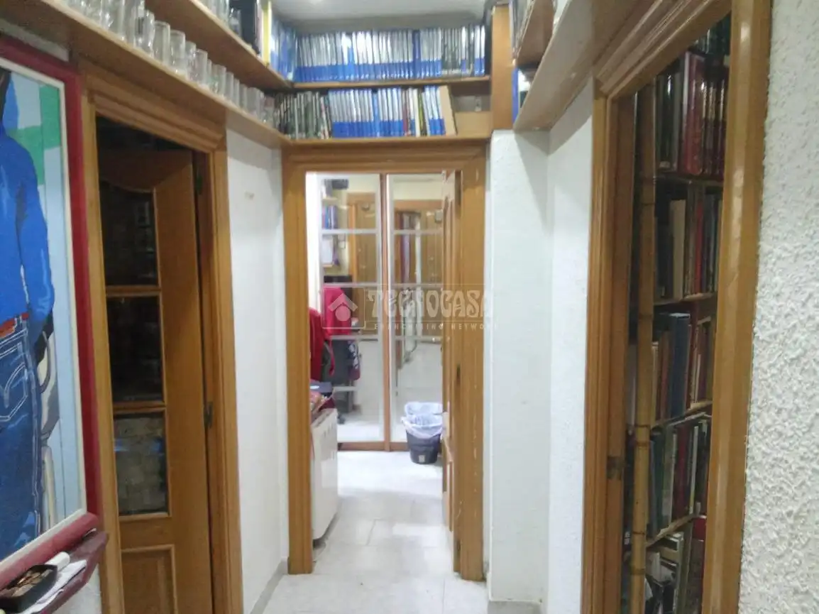 Flat for sale in Zaragoza  with Air Conditioner, Heating and Alarm