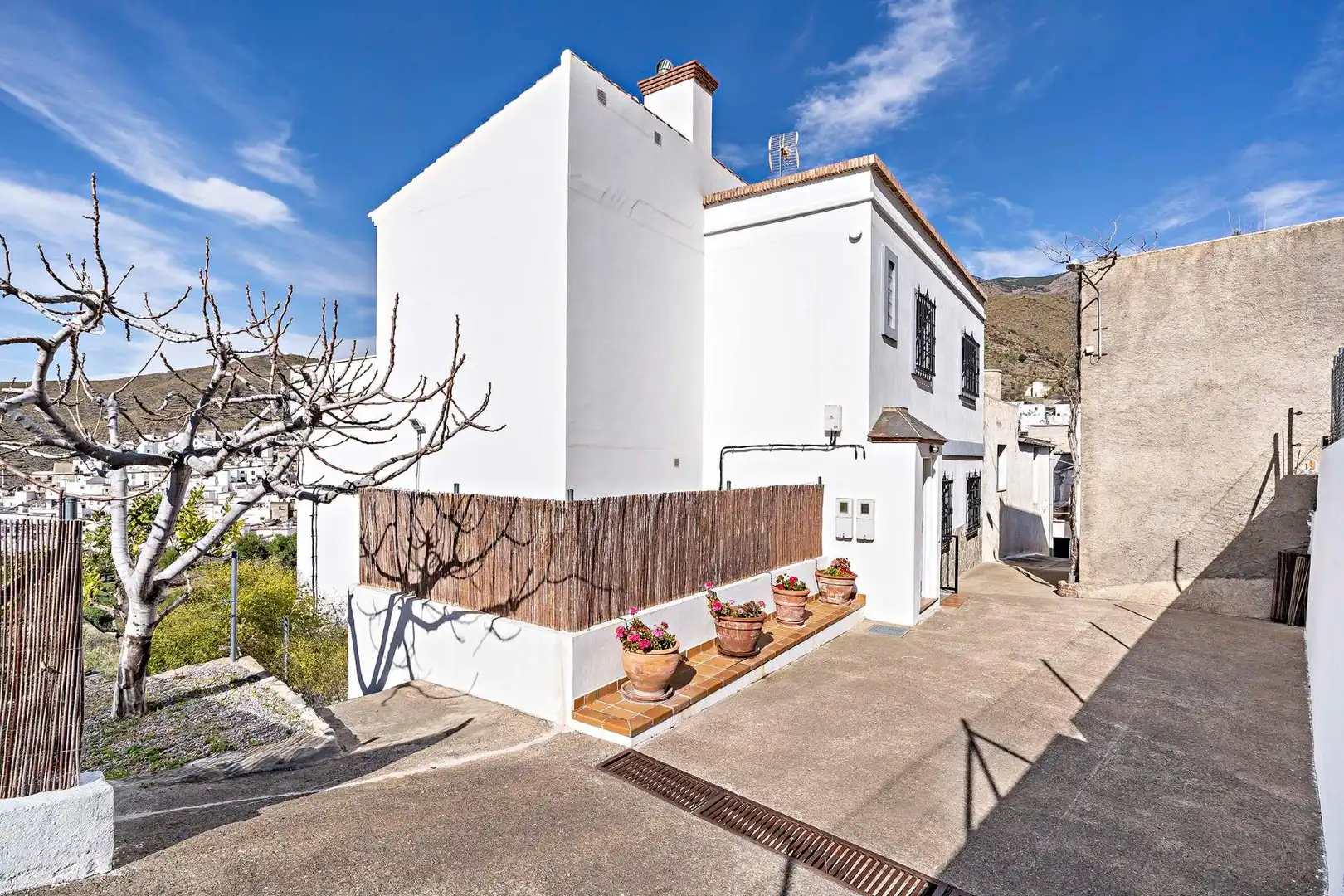 Vista exterior de Ático en venta en Velefique con Aire acondicionado, Calefacción y Jardín privado