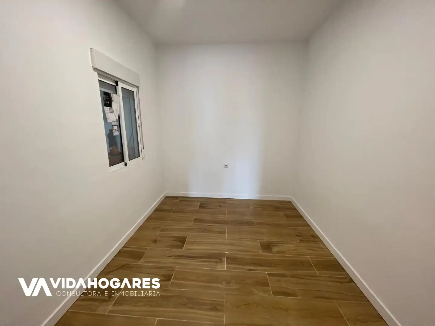 Bedroom of Flat for sale in Rota