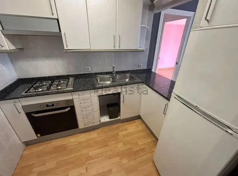 Cuina de Pis en venda en Barcelona amb Aire condicionat, Moblat i Balcó