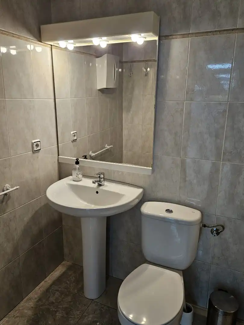 Badezimmer von Büro zur Miete in Alicante / Alacant mit Klimaanlage und Heizung