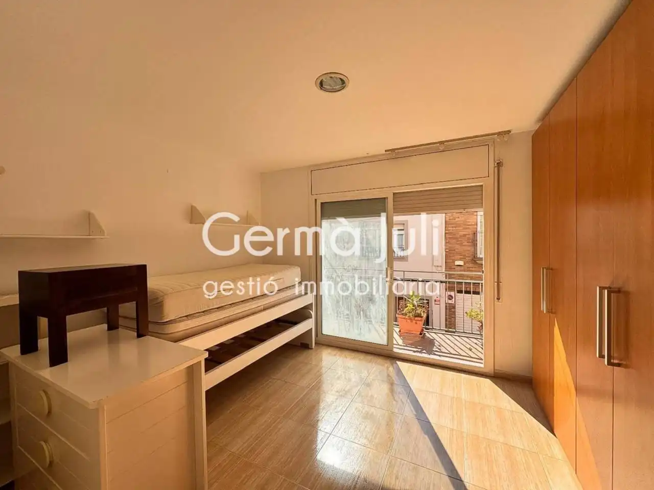 Habitación de Casa o chalet en venta en Badalona con Aire acondicionado, Calefacción y Parquet
