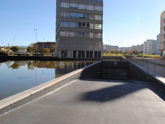 Garaje en Venta en De Salburua, 10 en Salburua - Arantzabela