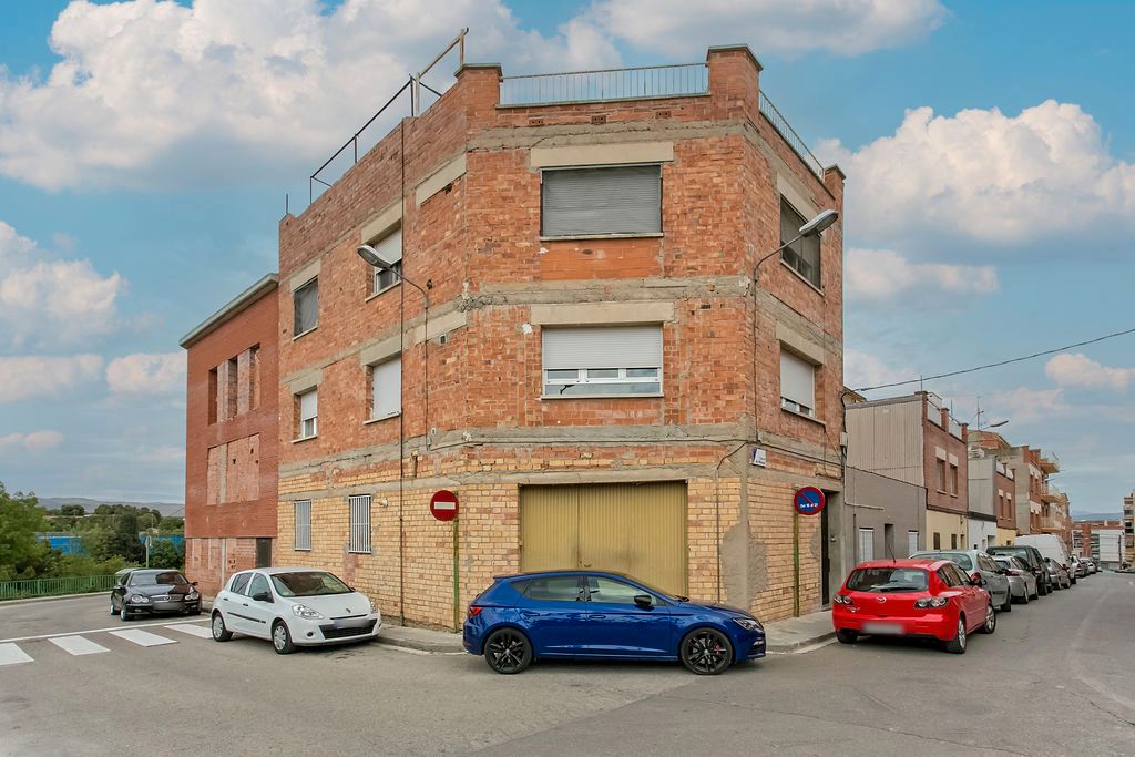 Exterior view of Building for sale in Santa Margarida de Montbui