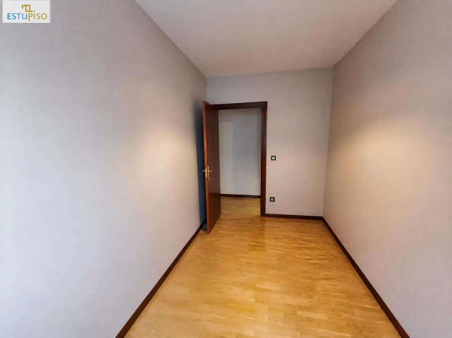 Flat for sale in Salburua - Arantzabela