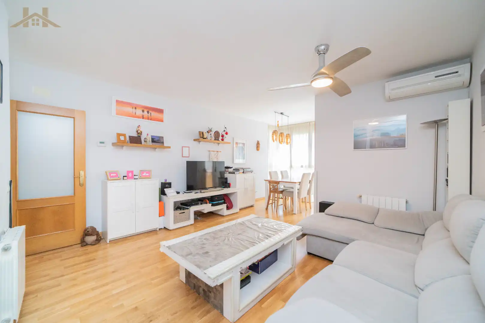 Living room of Flat for sale in Villanueva del Pardillo  with Air Conditioner, Heating and Terrace
