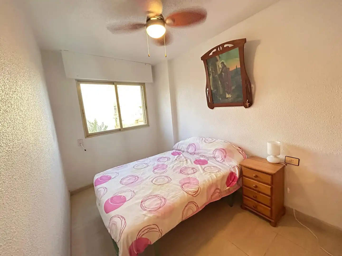 Schlafzimmer von Wohnung zum Verkauf in San Pedro del Pinatar mit Möbliert, Mikrowelle und Fernseher