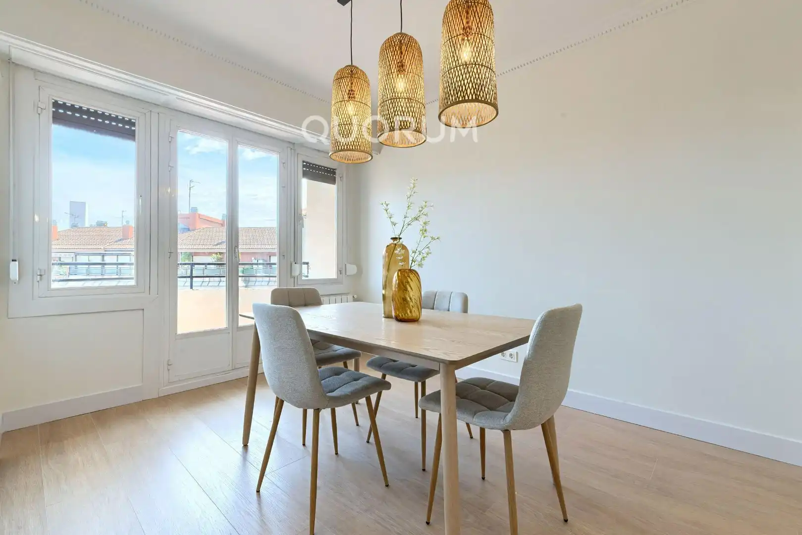 Comedor de Piso en venta en Barakaldo  con Calefacción y Balcón