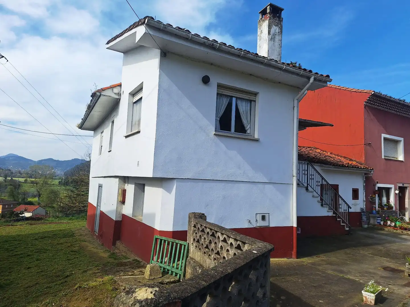 Vista exterior de Finca rústica en venta en Soto del Barco con Jardín privado, Terraza y Trastero