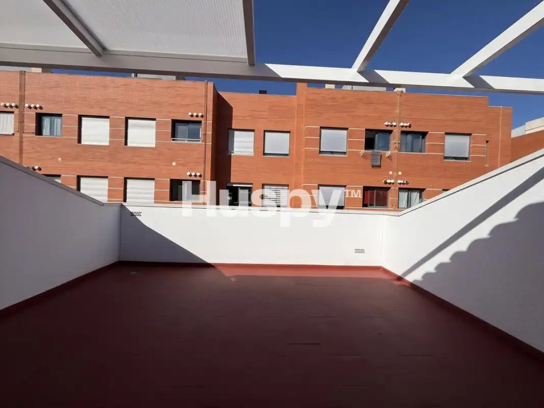 Terrassa de Casa adosada en venda en Norte
