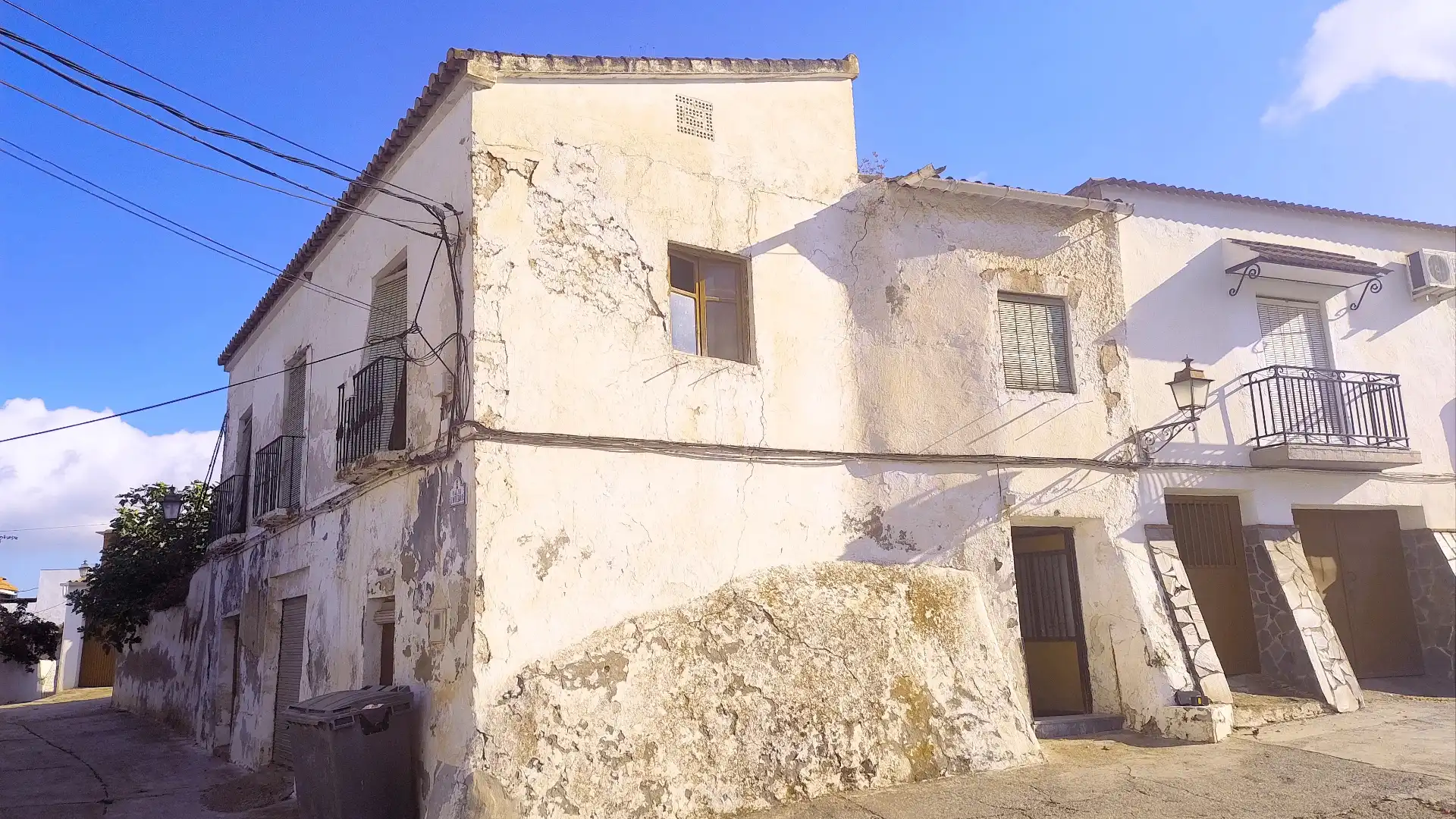 Vista exterior de Casa adosada en venta en Turón con Jardín privado