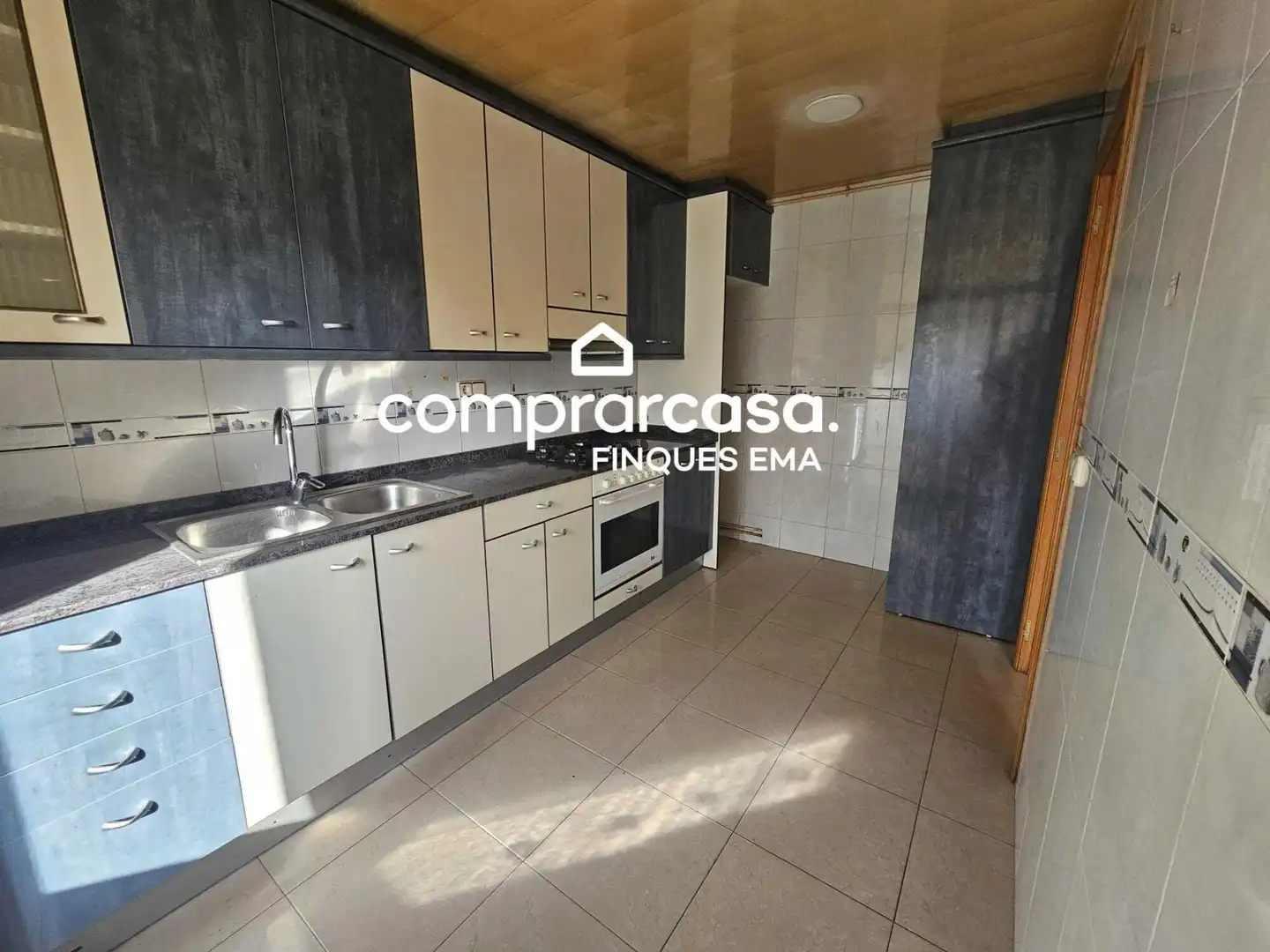 Cocina de Dúplex en venta en Mollet del Vallès con Balcón