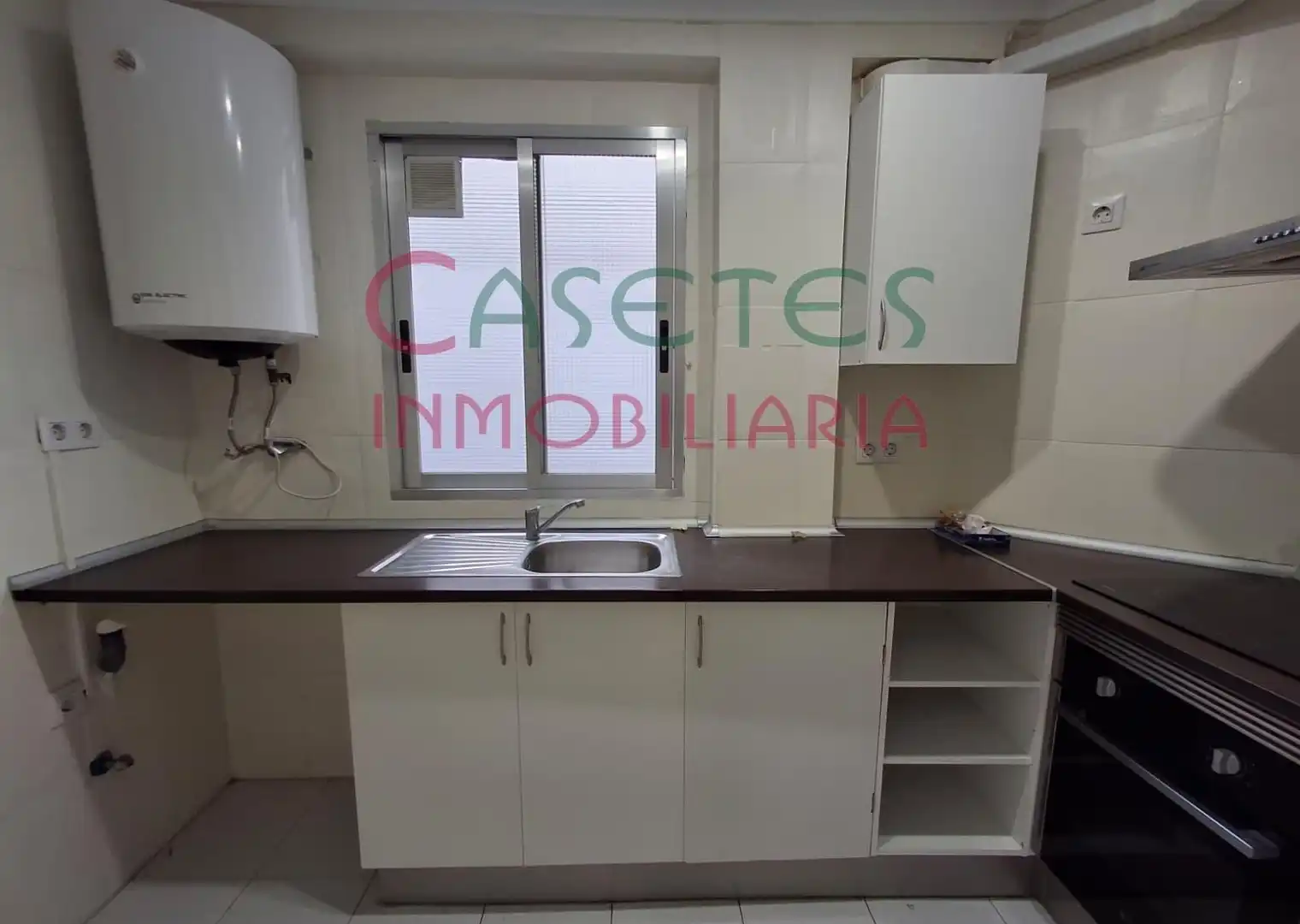 Flat with terrace for sale in Calle San Antonio, imagen 6