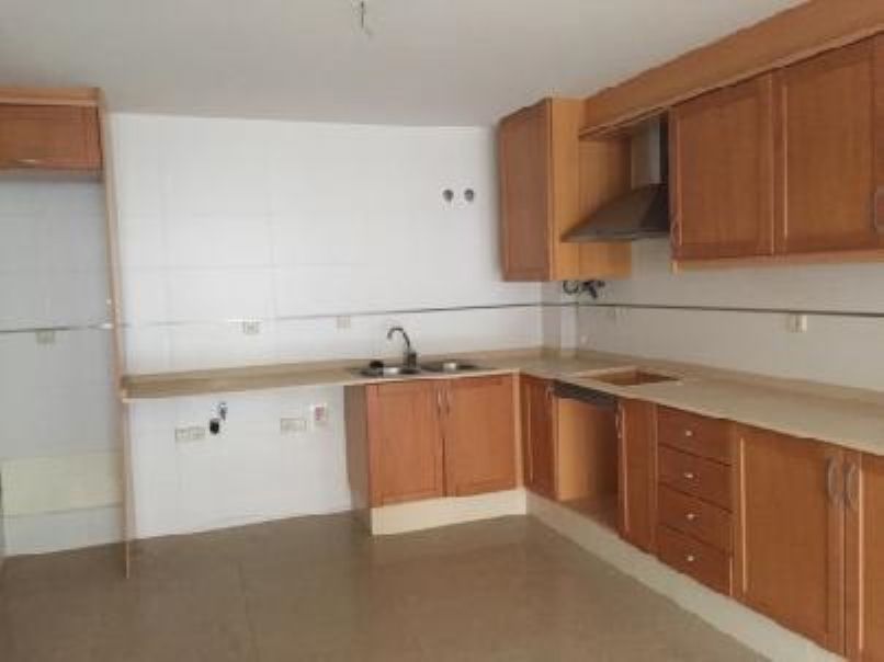 Kitchen of Apartment for sale in Villar del Arzobispo