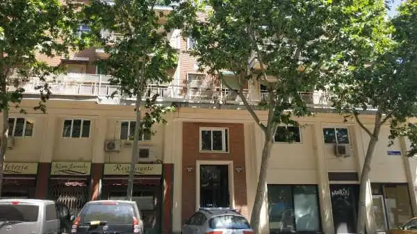 Vista exterior de Local de lloguer en Madrid