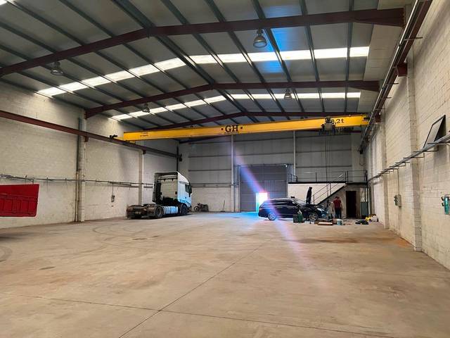 Nave industrial en Alquiler en Begonte